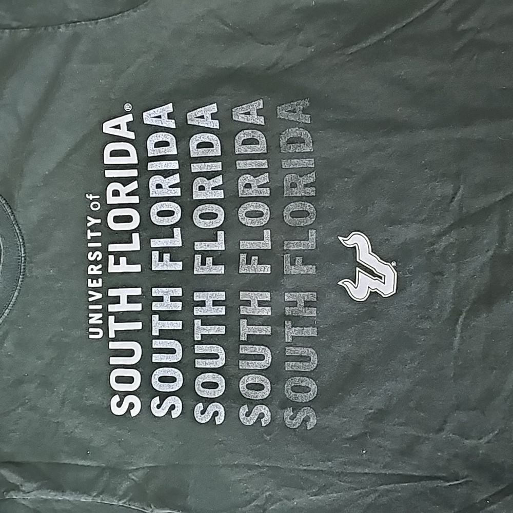 University of South Florida Short Sleeve T-shirt Size M - Picture 2 of 7